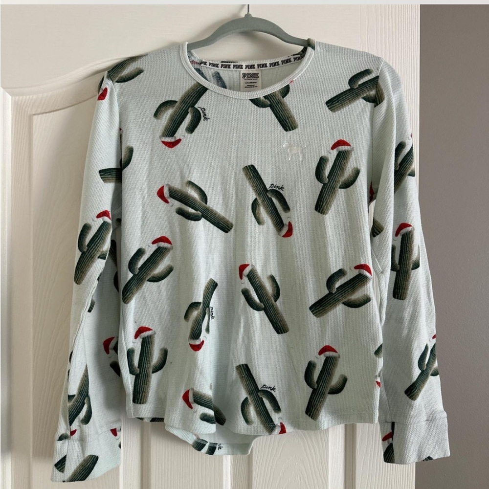Victoria's Secret PINK Cactus Print Top